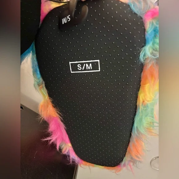 NWT George Fuzzy Monster Slippers adult small/medium - Picture 4 of 5